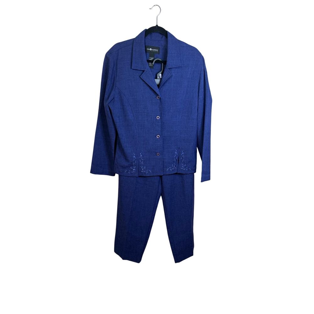 Sag Harbor women’s Vintage pantsuit. Embroidery Size 16